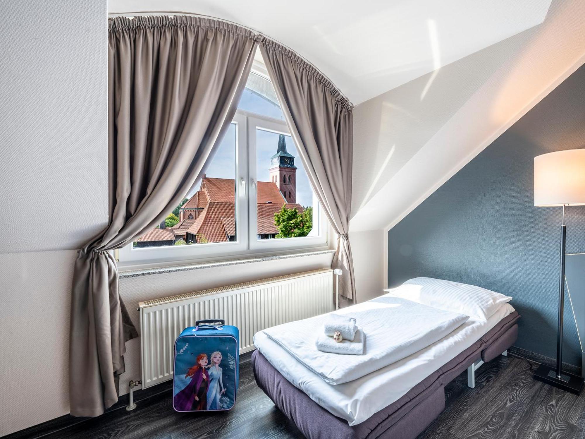 Best Western Hotel Heidehof Херманнсбург Экстерьер фото