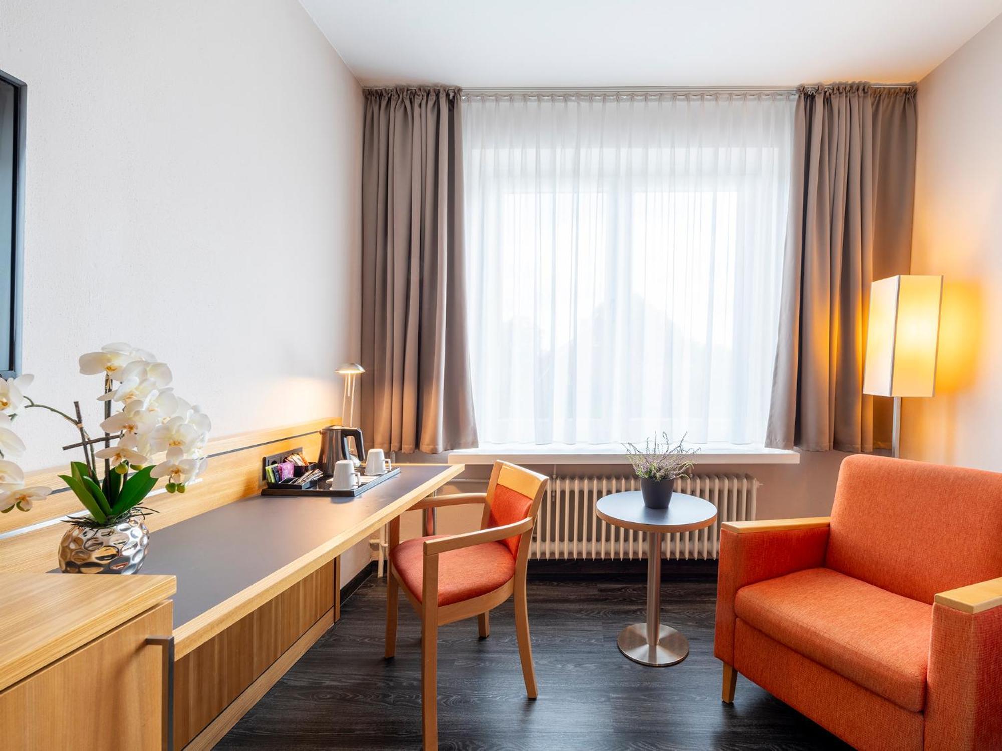 Best Western Hotel Heidehof Херманнсбург Экстерьер фото