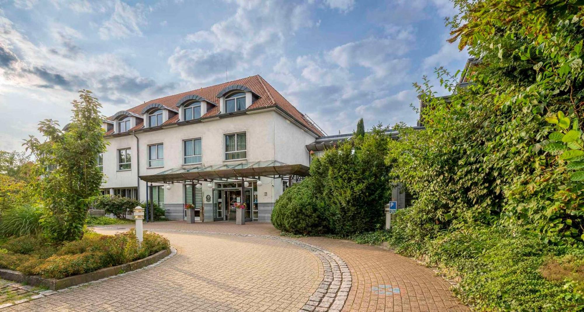 Best Western Hotel Heidehof Херманнсбург Экстерьер фото