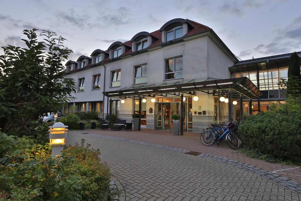 Best Western Hotel Heidehof Херманнсбург Экстерьер фото